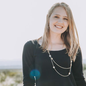 Meet your Posher, Alexi